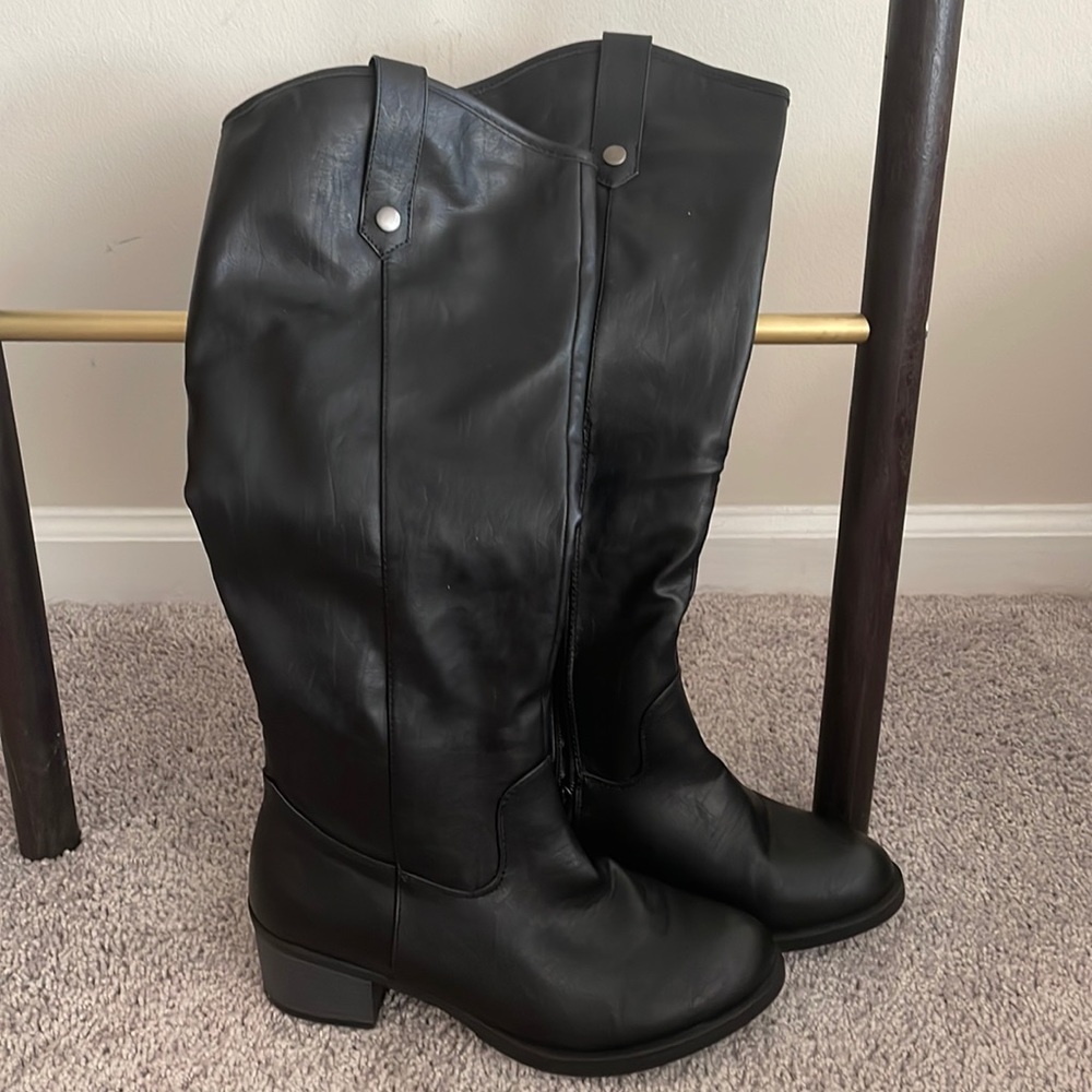 NWOT Size 8.5 Black Rampage Riding Boots